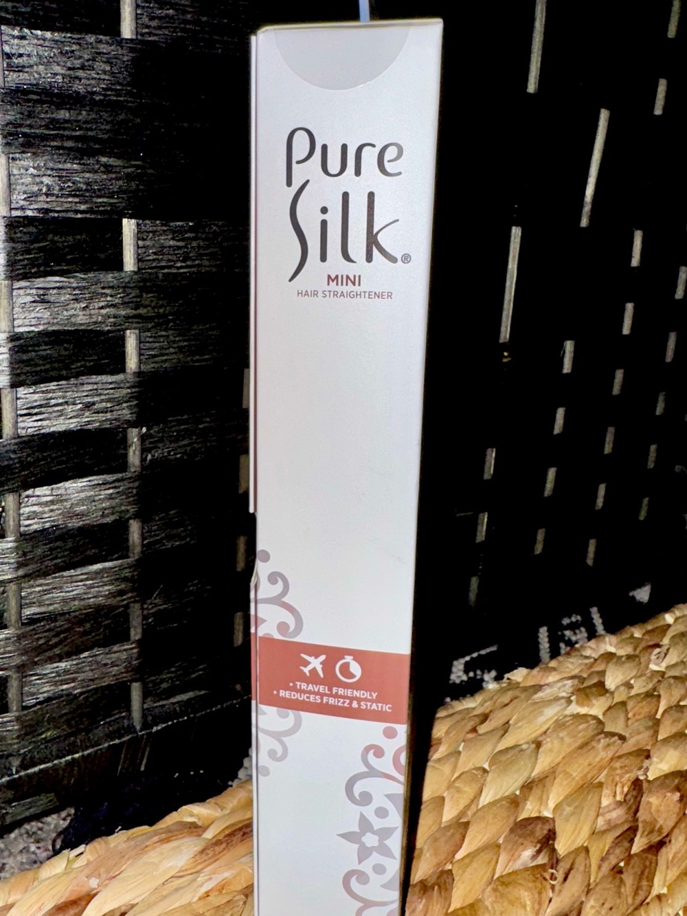Mini Hair Straightener – White - Picture 2 of 2